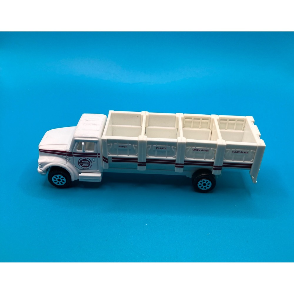 Road Champs Recycling Truck White Vintage 1993 RecycleAmerica Toy